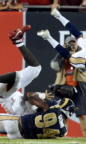 Fisher praises Rams' dominant D-line after 2-1 start
